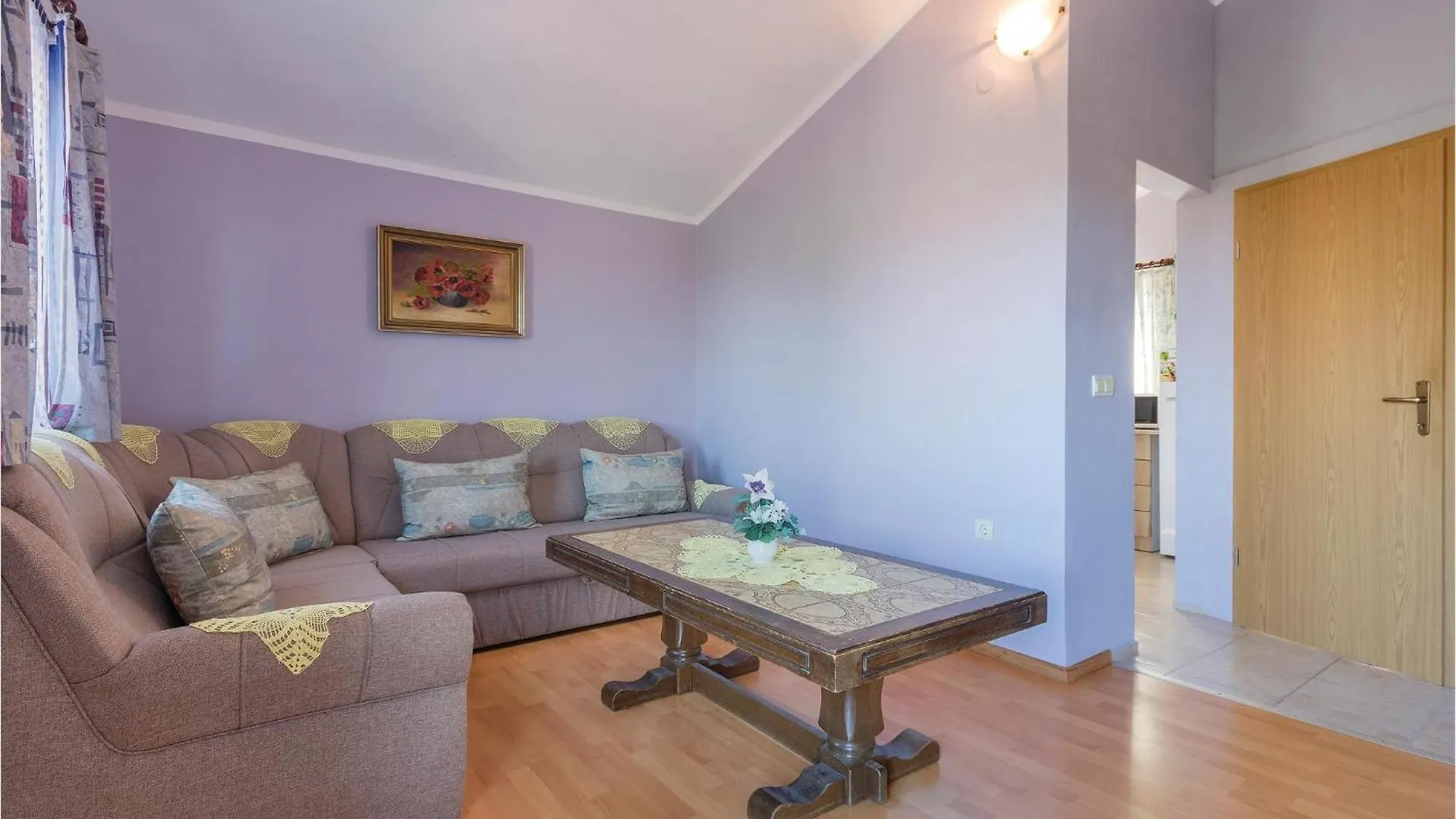 2 Bedroom Gorgeous Apartment In بيروغ