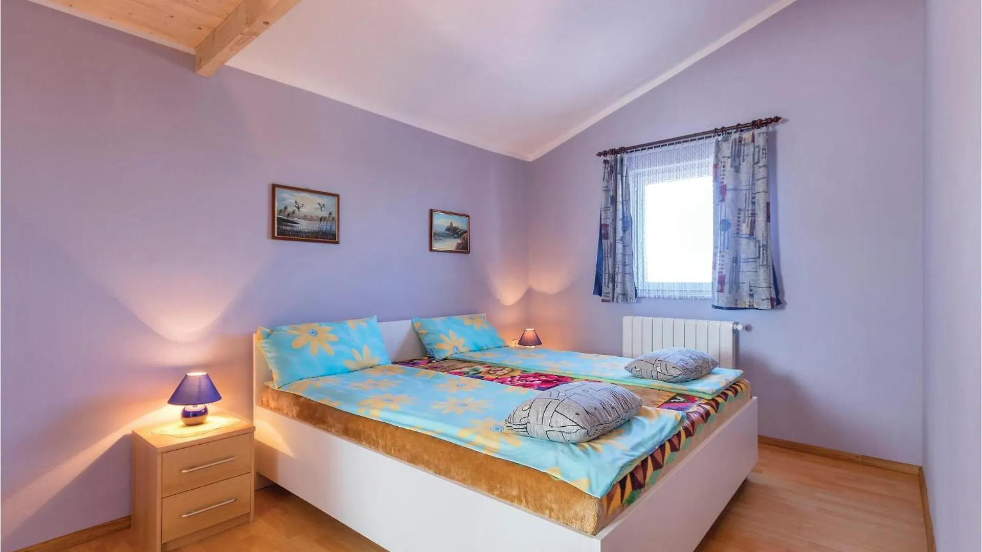 2 Bedroom Gorgeous Apartment In بيروغ